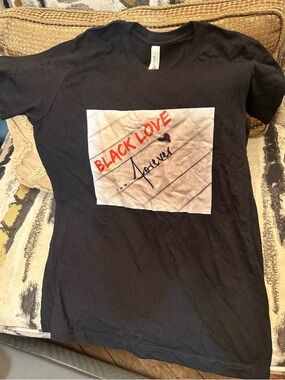 Black Graphic Tee with "BLACK LOVE" Print (S)